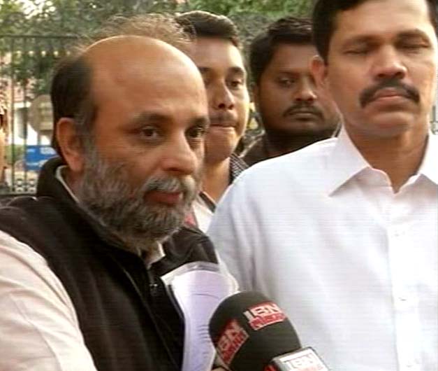 हातेकरांनी घेतली राज्यपालांची भेट