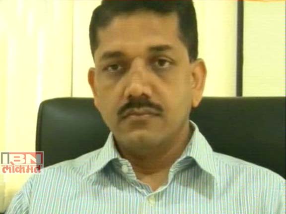 श्रीकर परदेशी यांची अखेर बदली