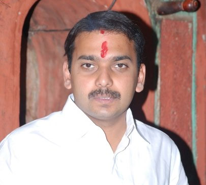 कलमाडींचा पत्ता कट, विश्वजीत कदमांना उमेदवारी