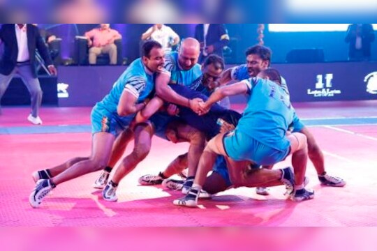  प्रो कबड्डीत खेळाडूंची दिवाळी, लाखांची बोली !