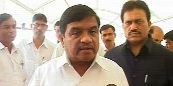 प्रत्येक घरात पोलीस दिला तरी अत्याचार रोखणं कठीण - गृहमंत्री