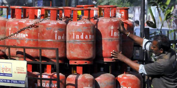 विनाअनुदानित गॅस सिलेंडर महागला