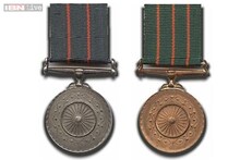 महाराष्ट्र पोलिसांचा गौरव, 3 जणांना शौर्यपदक बहाल 