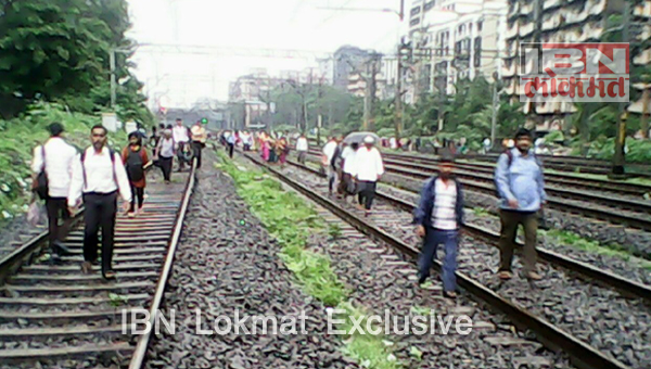 मध्य रेल्वेची वाहतूक हळुहळू पूर्वपदावर