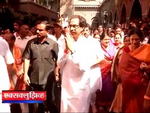 'भगवा फडकू दे' 