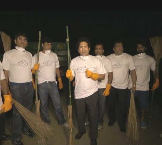 सचिन तेंडुलकरने केली सफाईदार 'बॅटिंग' !