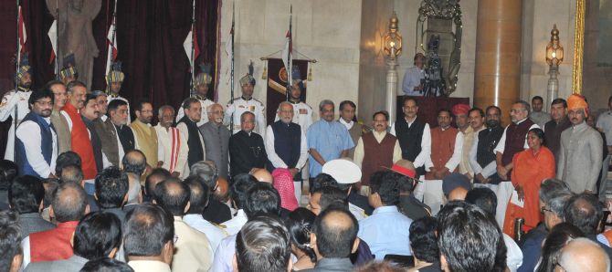 केंद्रीय मंत्रिमंडळाचं खातेवाटप जाहीर