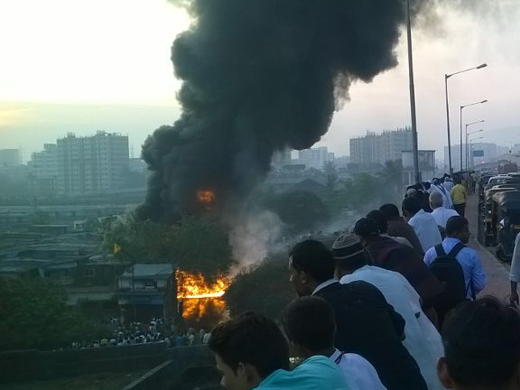 चेंबूर येथील टिळकनगरमध्ये आग