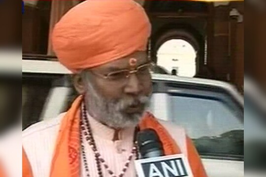 नथुराम गोडसे हा राष्ट्रभक्त होता, भाजप खासदाराचं वादग्रस्त वक्तव्य