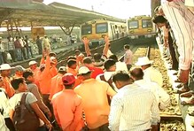 लोकलच्या धडकेनं गँगमनचा मृत्यू लोकलच्या धडकेनं गँगमनचा मृत्यू