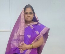 आबांच्या पत्नी सुमन पाटील यांना उमेदवारी जाहीर आबांच्या पत्नी सुमन पाटील यांना उमेदवारी जाहीर