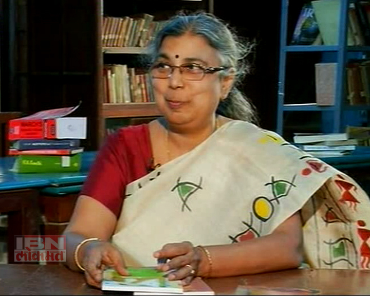 'वाचाल तर वाचाल'मध्ये लेखिका अरुणा ढेरे