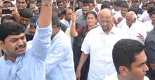 राष्ट्रवादी काँग्रेसचं आज मराठवाड्यात जेलभरो आंदोलन राष्ट्रवादी काँग्रेसचं आज मराठवाड्यात जेलभरो आंदोलन