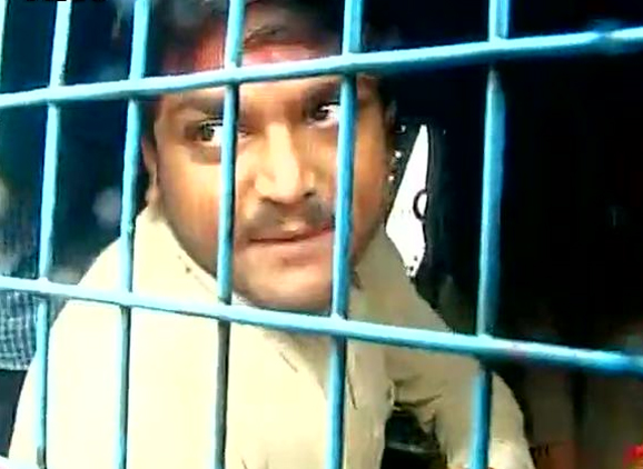 एकता यात्रा रोखली, हार्दिक पटेल पोलिसांच्या ताब्यात