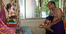  देवा ,  पुनरआगमनायच ! पुढच्या वर्षी लवकर या !