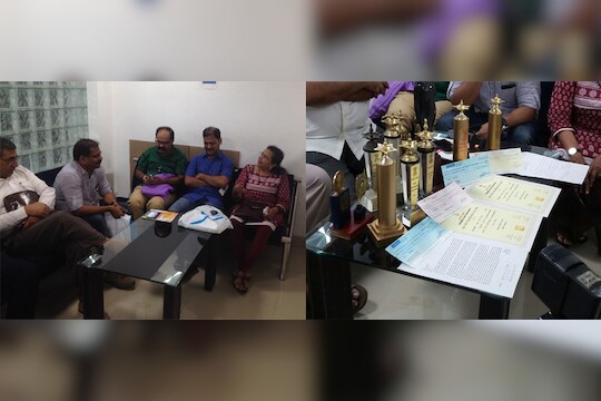 अखेर साहित्यिकांनी पुरस्कार परत केले