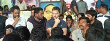 रोहितचा आज वाढदिवस, राहुल गांधींही आंदोलनात सहभागी
