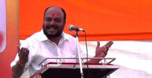 मुख्यमंत्र्यांनी घोषणा करूनही दुष्काळी भागात वसुली होतेच कशी ? - गुलाबराव पाटील