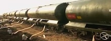 दुष्काळी लातूरमध्ये वॉटर एक्स्प्रेस पोहोचली दुष्काळी लातूरमध्ये वॉटर एक्स्प्रेस पोहोचली