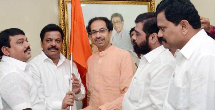 ठाणे विधानपरिषद निवडणुकीत शिवसेनेच्या रवींद्र फाटकांचा विजय