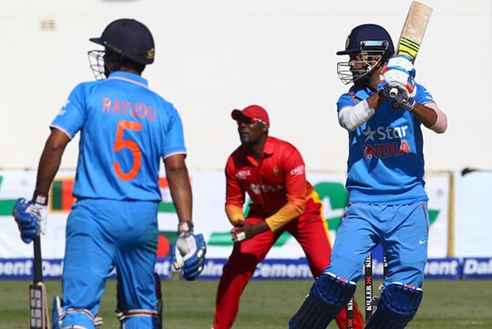 KL Rahul (R) plays a shot during the 1st ODI against Zimbabwe. (Photo Credit: Getty Images) 