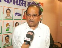 राधाकृष्ण विखे पाटील यांना काँग्रेसने बजावली कारणे दाखवा नोटीस
