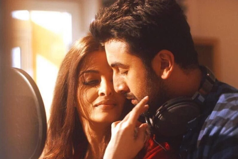 ऐश्वर्यासोबत रोमँटिक दृश्य करताना काय झालं रणबीरचं?