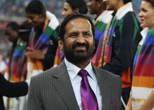  सुरेश कलमाडी इंडियन ऑलिम्पिक असोसिएशनच्या अध्यक्षपदी