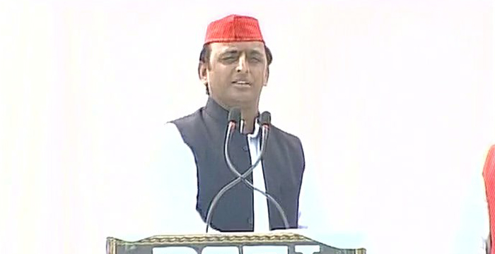 ‘जय श्रीराम’चा नारा देताच अखिलेश यादव भडकले, काय झालं भर सभेत पाहा VIDEO