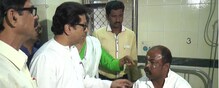 राज ठाकरेंनी संजय तुर्डेची घेतली भेट राज ठाकरेंनी संजय तुर्डेची घेतली भेट