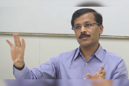 तुकाराम मुंढेंचा आणखी एक दणका, पीएमपीएमएल कर्मचाऱ्यांना 'ओव्हरटाइम' नाही