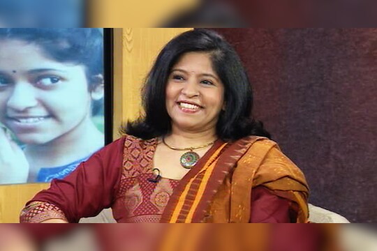 टाॅक टाइममध्ये आदिती देशपांडे