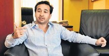 'फक्त काही तास बाकी, वादळापूर्वीची शांतता'; नितेश राणेंच्या ट्वीटमुळे खळबळ