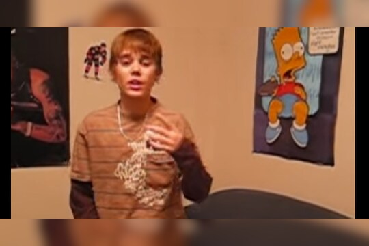 पाहा 'तो' व्हिडिओ ज्याने जस्टिनचे आयुष्य बदलून टाकले