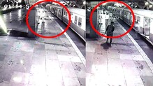 'तो' जखमेनं विव्हळत होता, रेल्वे पोलीस त्याला लोकलमध्ये ढकलत होते 'तो' जखमेनं विव्हळत होता, रेल्वे पोलीस त्याला लोकलमध्ये ढकलत होते