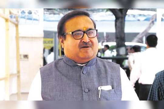 प्रकाश मेहता तुम्ही मंत्रिपदाचा राजीनामा द्याच !