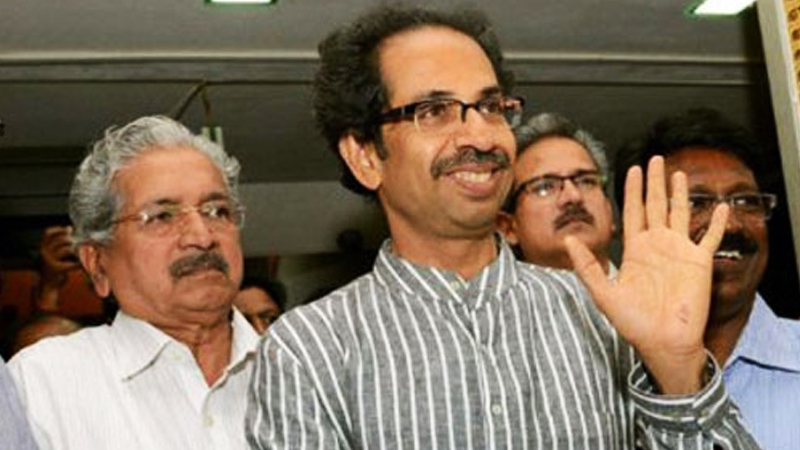 सुभाष देसाईंचं काम उत्तम, उद्धव ठाकरेंकडून पाठराखण