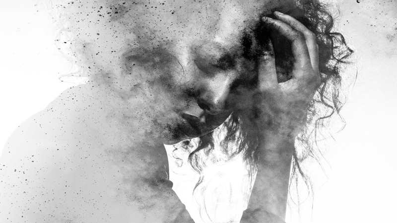 कोवळीपानगळ...आमच्या मुली आत्महत्या का करतात ?