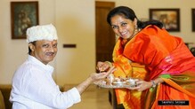अजित पवार आणि सुप्रिया सुळे यांनी साजरी केली भाऊबीज अजित पवार आणि सुप्रिया सुळे यांनी साजरी केली भाऊबीज