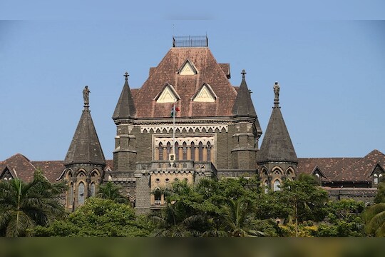 आदेशाच पालन करा, नाहीतर...! 'या' मुद्द्यावर हायकोर्टाने राज्यभरातील महापालिकांना ठणकावलं
