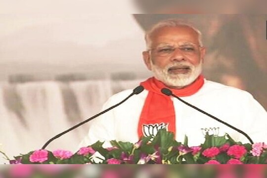 गुजरातमध्ये कुणाची जादू चालणार