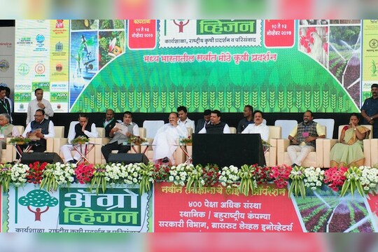 आत्महत्याग्रस्त विदर्भाला येतंय आत्मभान !