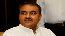 शरद पवार पंतप्रधान होणं अशक्य नाही- प्रफुल्ल पटेल शरद पवार पंतप्रधान होणं अशक्य नाही- प्रफुल्ल पटेल