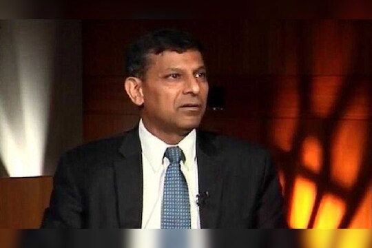 रघुराम राजन यांनी 'आप'ची राज्यसभेची ऑफर नाकारली