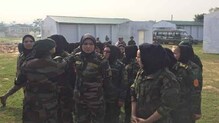 अफगाण महिला युद्धात लढतात मग भारतीय का नाही? अफगाण महिला युद्धात लढतात मग भारतीय का नाही?