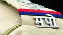 चोरीची दारू पकडण्यासाठी गेलेल्या दोन पोलिसांवर हल्ला, एकाचा मृत्यू चोरीची दारू पकडण्यासाठी गेलेल्या दोन पोलिसांवर हल्ला, एकाचा मृत्यू