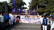 भिडे आणि एकबोटेंना अटक करा, सांगलीत आरपीआयचा मोर्चा भिडे आणि एकबोटेंना अटक करा, सांगलीत आरपीआयचा मोर्चा