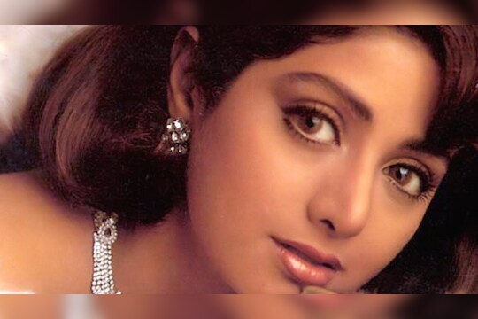 श्रीदेवी यांचं पार्थिव खासगी विमानानं आज मुंबईत होणार दाखल