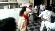 डोंबिवलीत आरपीआयच्या दोन गटात तुंबळ हाणामारी डोंबिवलीत आरपीआयच्या दोन गटात तुंबळ हाणामारी