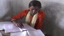 सकाळी वडिलांचं निधन, पुजा 11 वाजता परीक्षा केंद्रावर हजर !